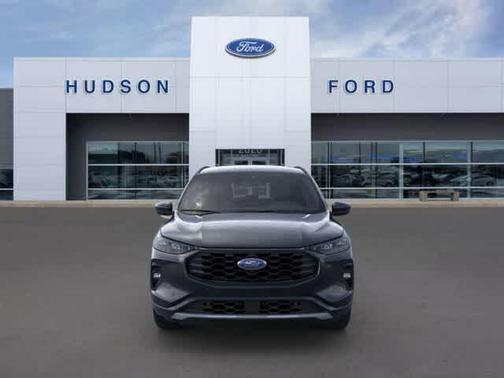 2025 Ford Escape ST-Line Elite