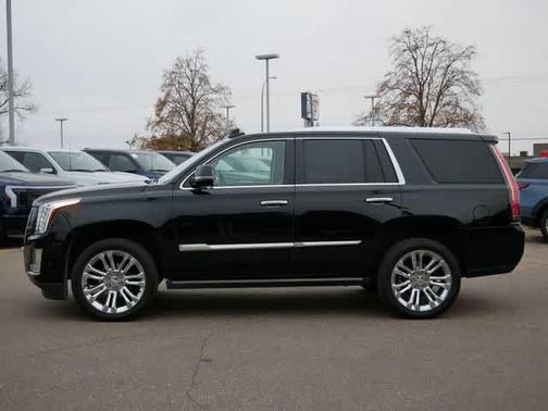 2020 Cadillac Escalade Premium Luxury