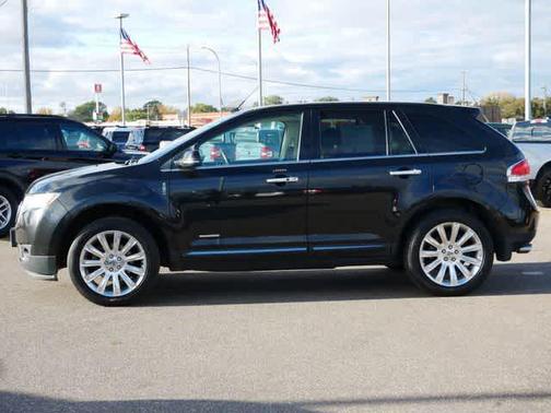2014 Lincoln MKX Base