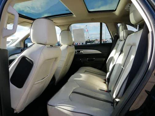 2014 Lincoln MKX Base