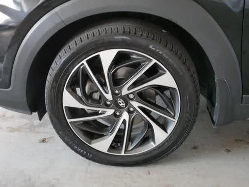 Black Noir Pearl 2021 Hyundai TUCSON Sport