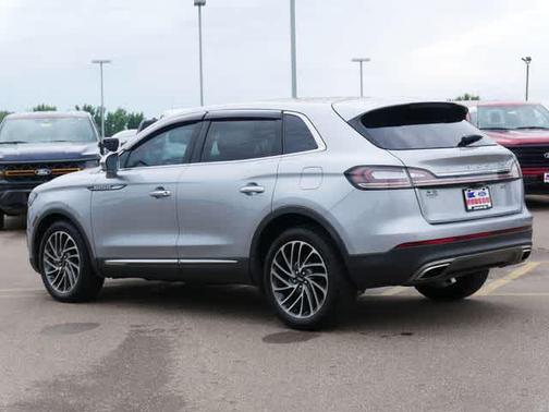 2020 Lincoln Nautilus Reserve
