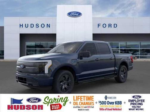 2025 Ford F-150 Lightning Flash