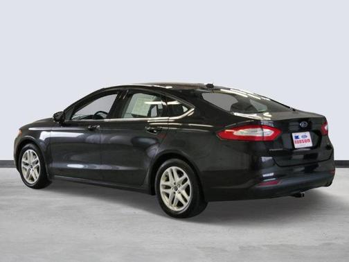 Tuxedo Black Metallic 2014 Ford Fusion SE