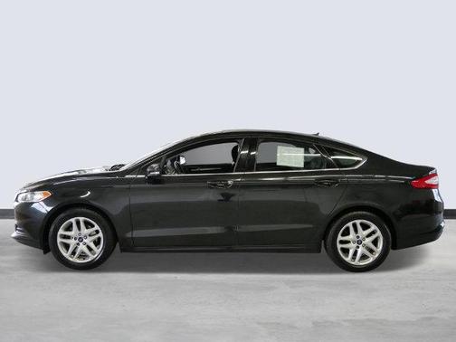 Tuxedo Black Metallic 2014 Ford Fusion SE