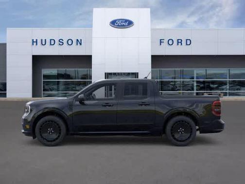 2025 Ford Maverick Lobo Standard