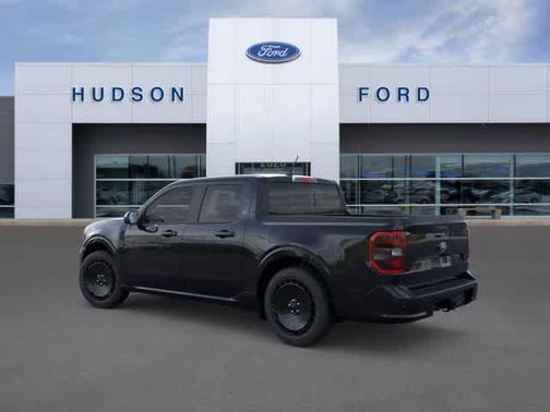 Shadow Black 2025 Ford Maverick Lobo Standard
