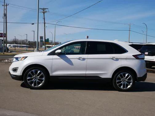 White Platinum Metallic Tri-Coat 2017 Ford Edge Titanium