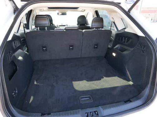 White Platinum Metallic Tri-Coat 2017 Ford Edge Titanium