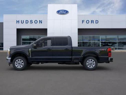 2025 Ford F-350 XLT