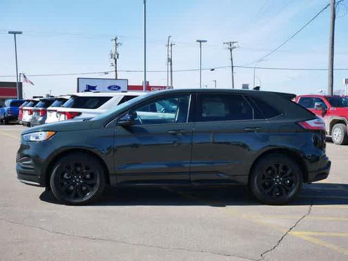 Forged Green Metallic 2024 Ford Edge SE