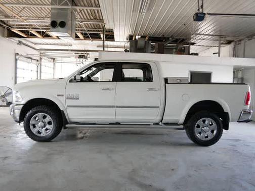 Pearl White 2017 RAM 2500 Laramie Crew Cab 4x4 6'4' Box