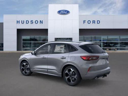 2025 Ford Escape ST-Line Elite