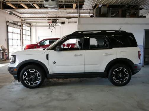 Oxford White 2023 Ford Bronco Sport Outer Banks