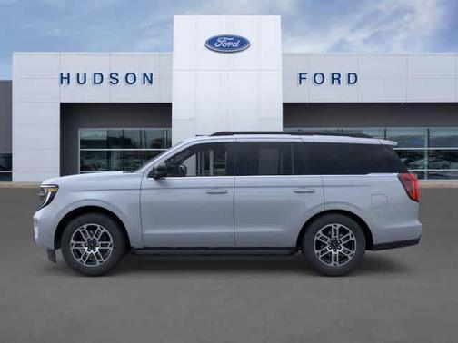 Glacier Gray Metallic Tri-Coat 2026 Ford Expedition Active
