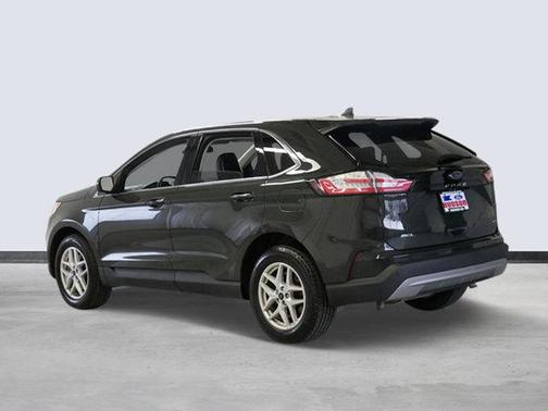 Forged Green Metallic 2023 Ford Edge SEL