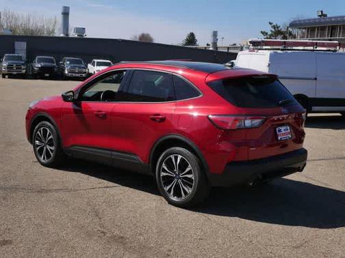 2021 Ford Escape SE