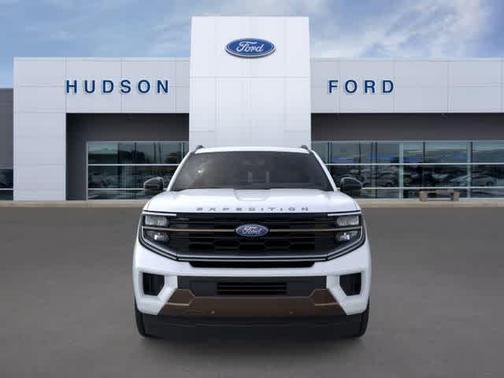 Star White Metallic Tri-Coat 2026 Ford Expedition Max King Ranch