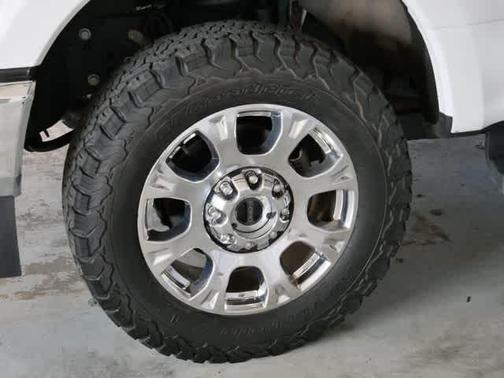 Oxford White 2022 Ford F-250 King Ranch