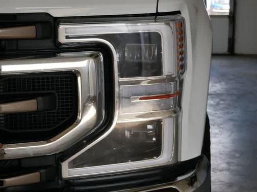 Oxford White 2022 Ford F-250 King Ranch