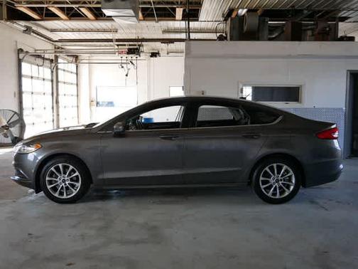 Magnetic 2017 Ford Fusion SE