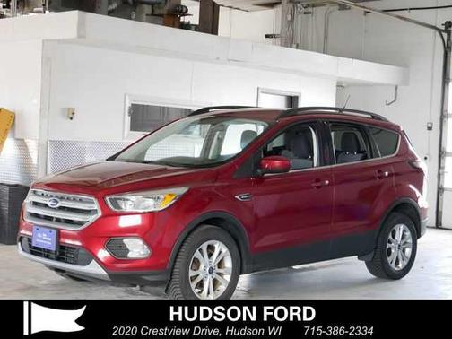 Ruby Red Metallic Tinted Clearcoat 2018 Ford Escape SE