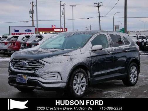 2022 Ford Edge Titanium