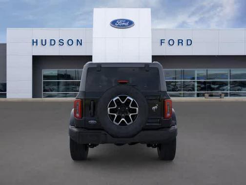Shadow Black 2026 Ford Bronco Outer Banks