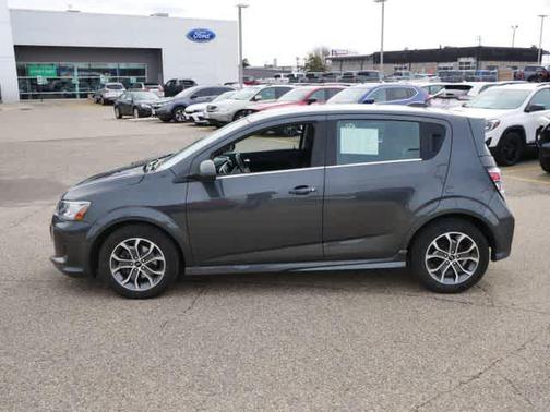 2020 Chevrolet Sonic FWD Hatchback LT 5-Door