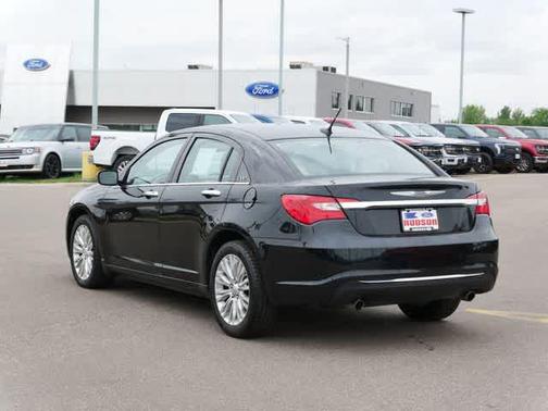 2012 Chrysler 200 Limited