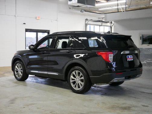 Agate Black Metallic 2021 Ford Explorer XLT