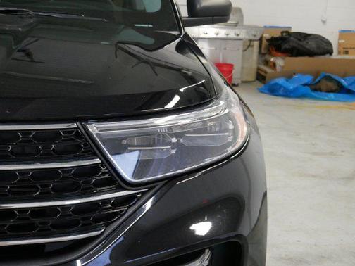 Agate Black Metallic 2021 Ford Explorer XLT