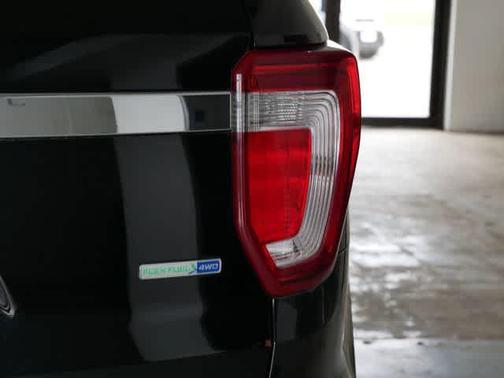 Shadow Black 2016 Ford Explorer XLT