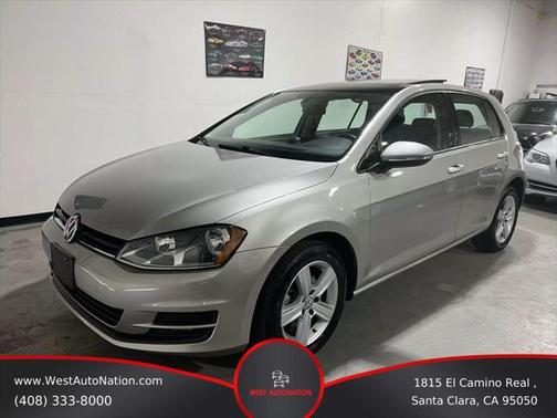 2017 Volkswagen Golf TSI S 4-Door