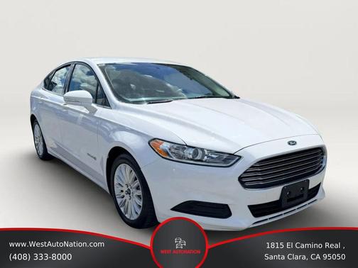 White 2015 Ford Fusion Hybrid SE