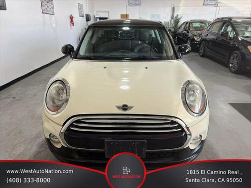 2017 MINI Hardtop Cooper