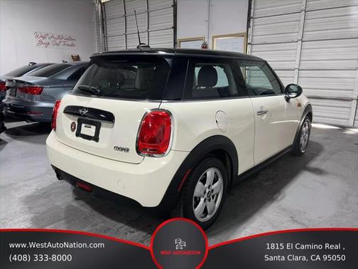 2017 MINI Hardtop Cooper