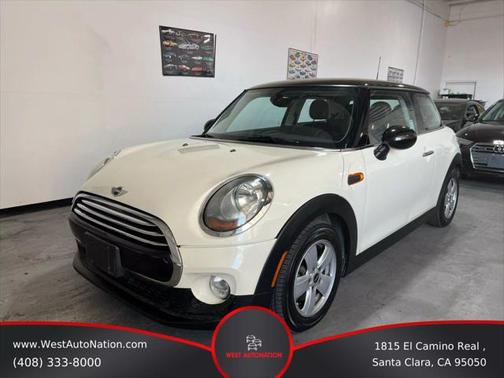 2017 MINI Hardtop Cooper