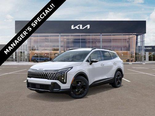 Snow White Pearl 2026 Kia Sportage X-Line