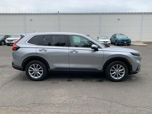Lunar Silver Metallic 2024 Honda CR-V EX