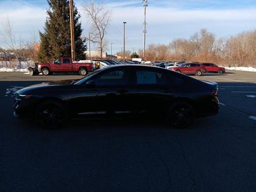 2023 Honda Accord Hybrid Sport-L