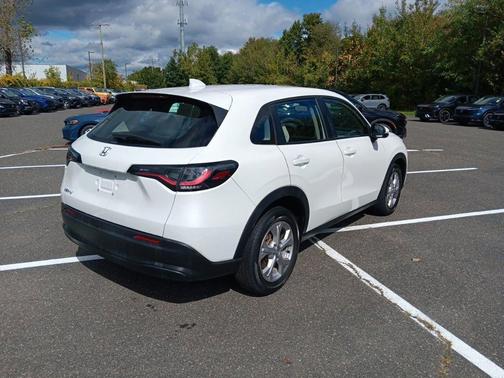 2023 Honda HR-V LX