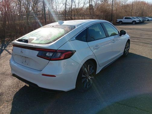 2024 Honda Civic EX-L