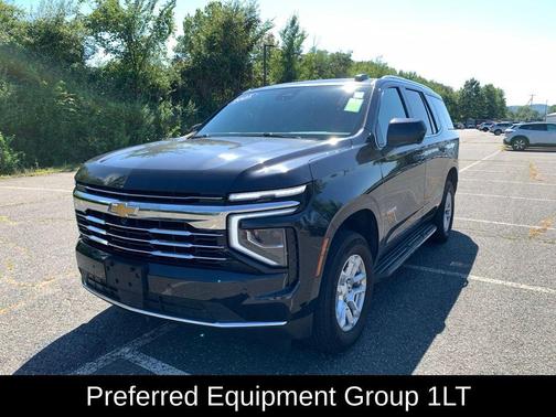 Dark Ash Metallic 2025 Chevrolet Tahoe LT