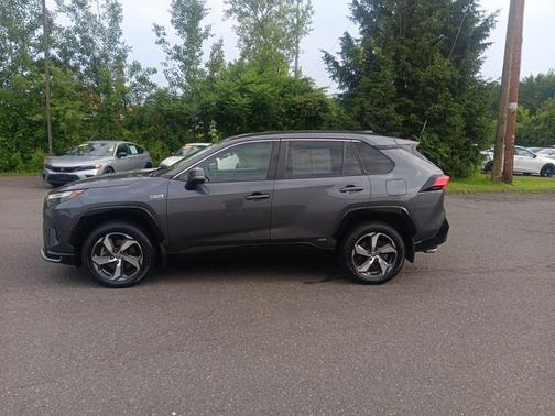 2022 Toyota RAV4 Prime SE