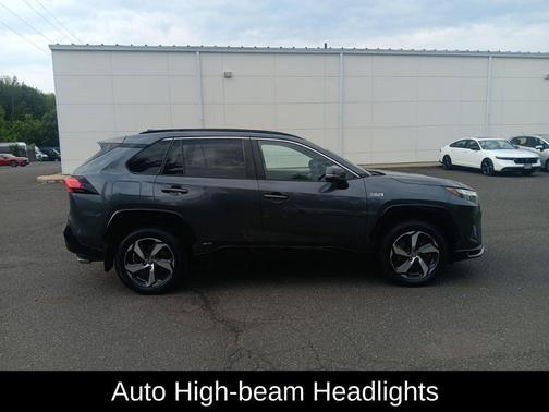 2022 Toyota RAV4 Prime SE