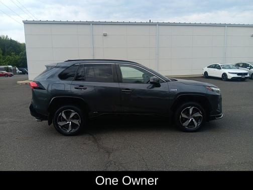 2022 Toyota RAV4 Prime SE