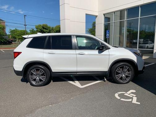 White Diamond Pearl 2019 Honda Passport EX-L