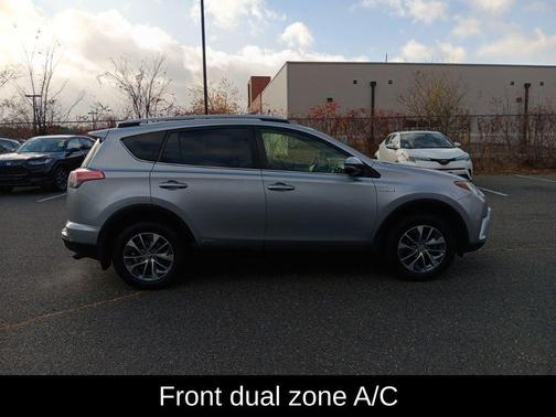 2018 Toyota RAV4 Hybrid XLE