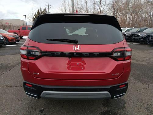 2023 Honda Pilot Elite